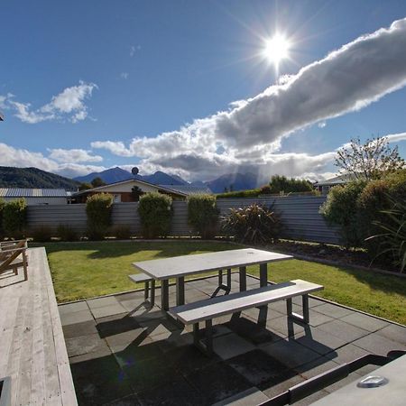 Leigh Cottage Manapouri Exterior foto