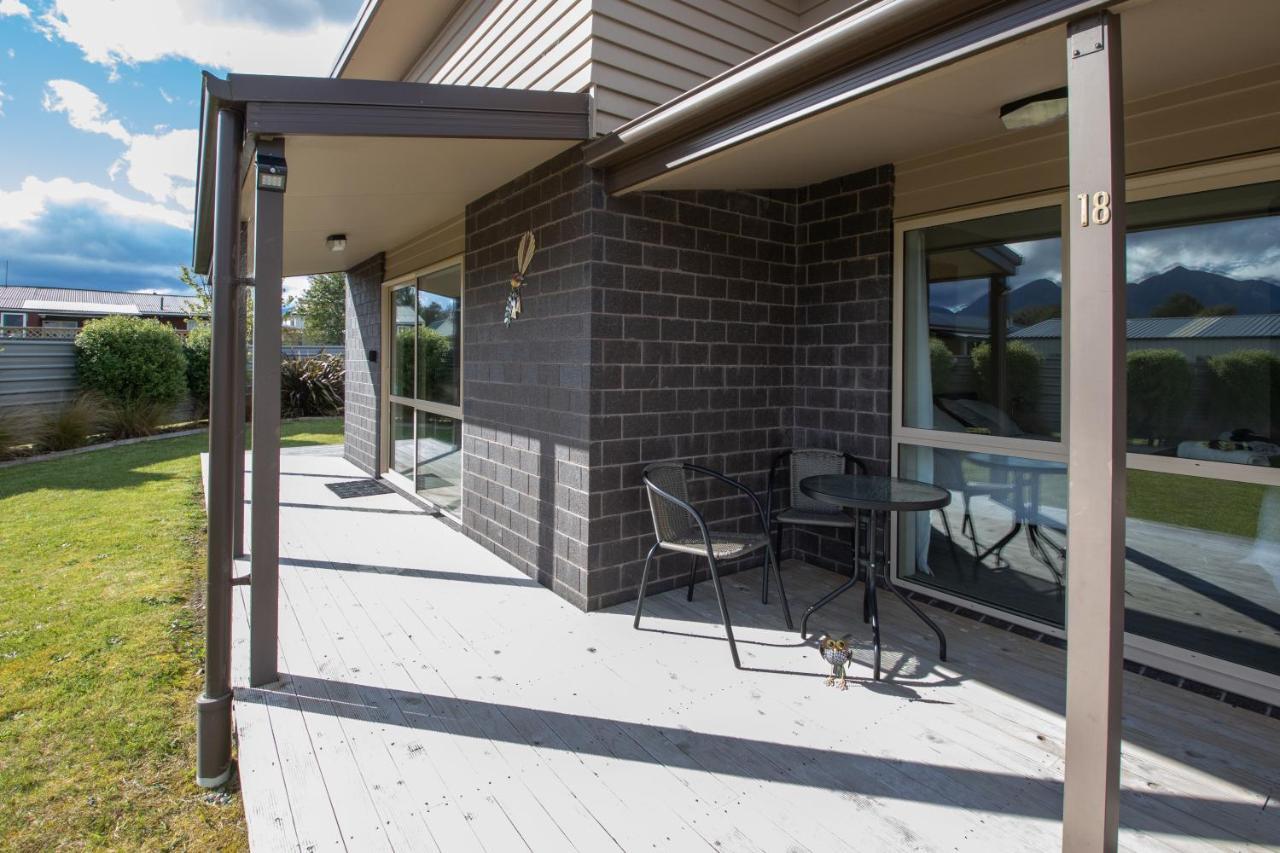 Leigh Cottage Manapouri Exterior foto